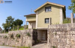 Tomino, Pontevedra