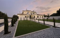 Calle Flor de los Tilos, Valdemorillo, Community of Madrid 28210