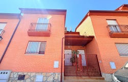 Calle Falla Caputxins, San Martín de Valdeiglesias, Community of Madrid 28680
