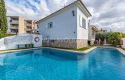 El Vendrell, Catalonia 43880