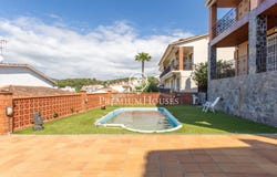Arenys de Mar, Catalonia 08350
