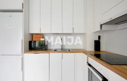 Perhosenkierto 21, Helsinki, Uusimaa 00410