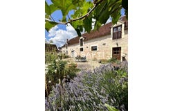 Le Tranger, Centre 36700