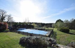 ST MAURICE SUR FESSARD, Centre 45700