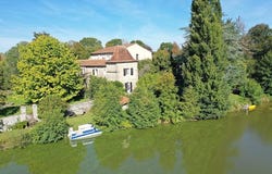 Saint-Estèphe, Nouvelle-Aquitaine 24360