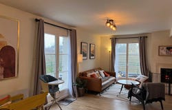 Vernou-sur-Brenne, Indre-et-Loire 37210