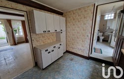 Cruzy-le-Châtel, Bourgogne-Franche-Comté 89740