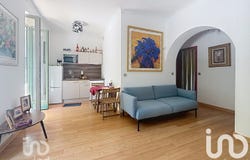 Touët-sur-Var, Provence-Alpes-Côte d'Azur 06710