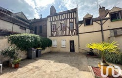 Sens, Bourgogne-Franche-Comté 89100