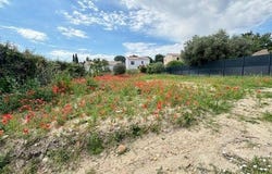 Saint-Saturnin-Les-Avignon, Provence-Alpes-Côte d'Azur 84450