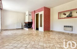 Saint-Julien-du-Sault, Bourgogne-Franche-Comté 89330