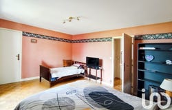Montrond-les-Bains, Auvergne-Rhône-Alpes 42210
