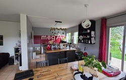 Beaumont-La-Ronce, Centre 37360