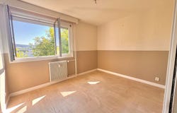 LONS-LE-SAUNIER, Bourgogne-Franche-Comté 39000