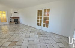 Valence-en-Brie, Île-de-France 77830
