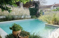 Pertuis, Provence-Alpes-Côte d'Azur 84120