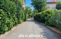 8Bis Rue de la Molle, Aix-en-Provence, Provence-Alpes-Côte d'Azur 13100