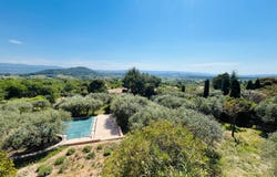 Saint-Saturnin-lès-Apt, Provence-Alpes-Côte-d'Azur 84490