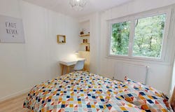 Rue Marietton, Écully, Auvergne-Rhône-Alpes 69130
