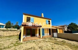 Beaumont-De-Pertuis, Provence-Alpes-Côte d'Azur 84120