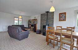 Villers-sur-le-Roule, Eure 27940