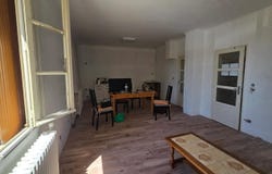 Imphy, Burgundy 58160