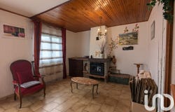 Vaux, Bourgogne-Franche-Comté 89290