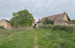Bourg-le-Comte, Burgundy 71110