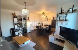 Laval, Pays de la Loire 53000