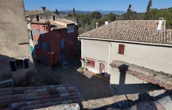 BUISSON, Provence-Alpes-Côte d'Azur 84110