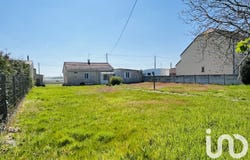 Sully-sur-Loire, Centre-Val de Loire 45600