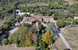 Nîmes, Languedoc-Roussillon 30000