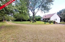 Neufchatel-En-Saosnois, Pays de la Loire 72600
