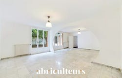 8 Rue des Capucines, Neuilly-sur-Marne, Île-de-France 93330