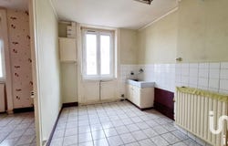Saint-Étienne, Auvergne-Rhône-Alpes 42000