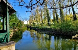Mandres-Les-Roses, Île-de-France 94520