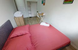 Rue des Essarts, Bron, Auvergne-Rhône-Alpes 69500