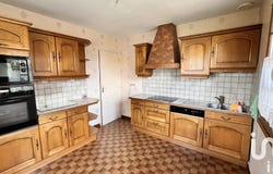 Bourbon-Lancy, Bourgogne-Franche-Comté 71140