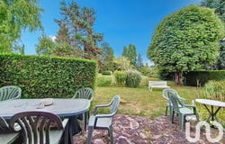 Le Mesnil-Saint-Denis, Île-de-France 78320