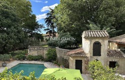 Nîmes, Languedoc-Roussillon 30000