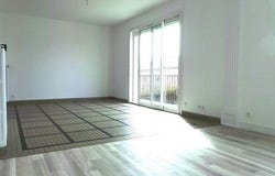 Chateau-La-Valliere, Centre 37330