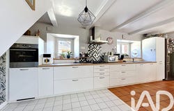 Andel, Brittany 22400