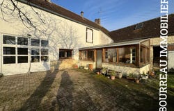 Champlay, Yonne 89300