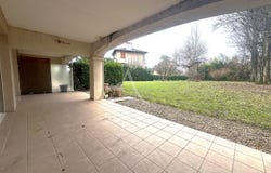 MACON, Bourgogne-Franche-Comté 71000