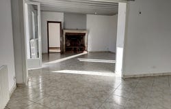 Changé, Pays de la Loire 72560