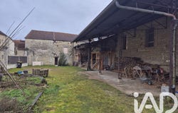 Ancy-le-Franc, Bourgogne-Franche-Comté 89160