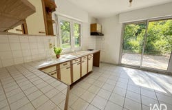 BESSINES, Nouvelle-Aquitaine 79000