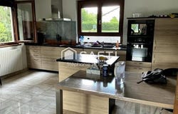 Bourg-Sous-Chatelet, Franche-Comté 90110