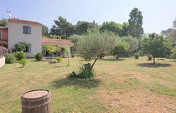 Le Beausset, Var 83330