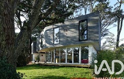 Arradon, Brittany 56610